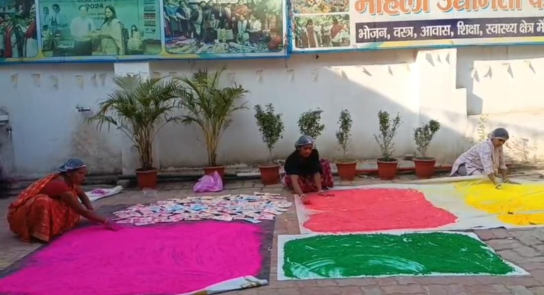 केमिकल रंगों को भागलपुर की महिलाओं का ‘नो’: चुकंदर और पालक से तैयार हो रहा ‘मैजिक गुलाल’, प्रिया सोनी की अनूठी पहल