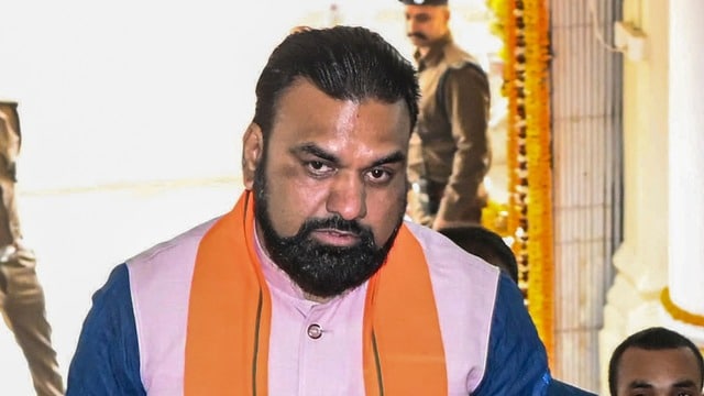 नीट छात्रा मौत मामले के बाद एक्शन में सरकार – बिहार के सभी गर्ल्स हॉस्टल के लिए सख्त नियम, 24 घंटे महिला वार्डन और सीसीटीवी अनिवार्य