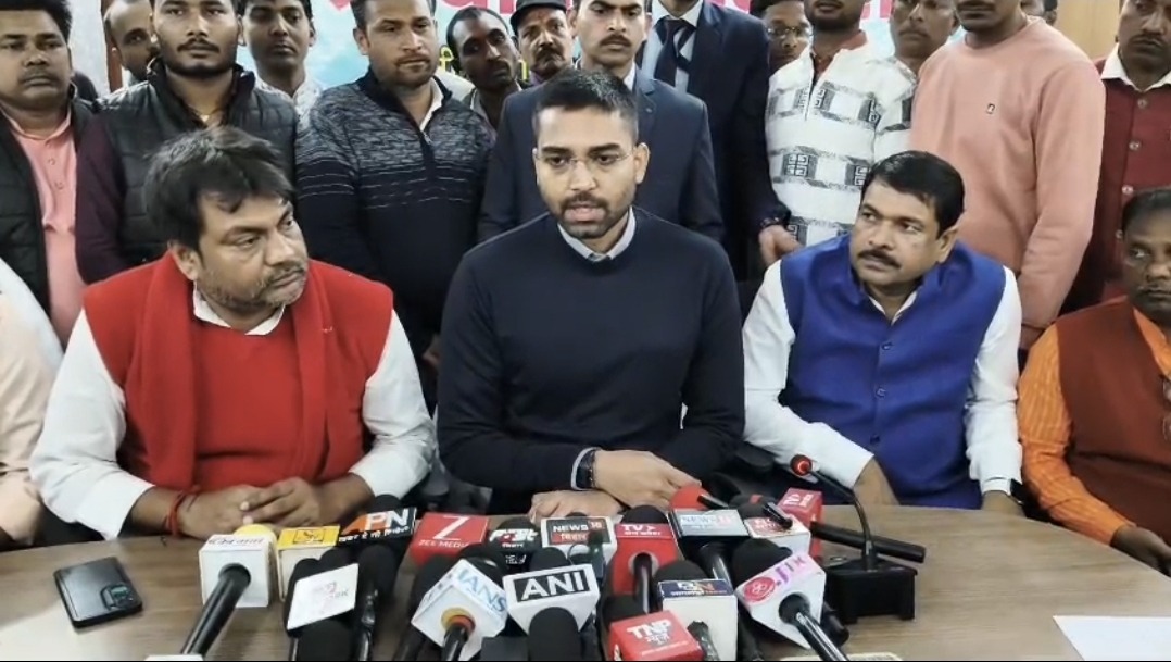 भागलपुर में पंचायती राज मंत्री दीपक प्रकाश का बड़ा बयान-अधिकारियों को फटकार, योजनाओं पर सख्त निर्देश और विपक्ष पर तीखा हमला