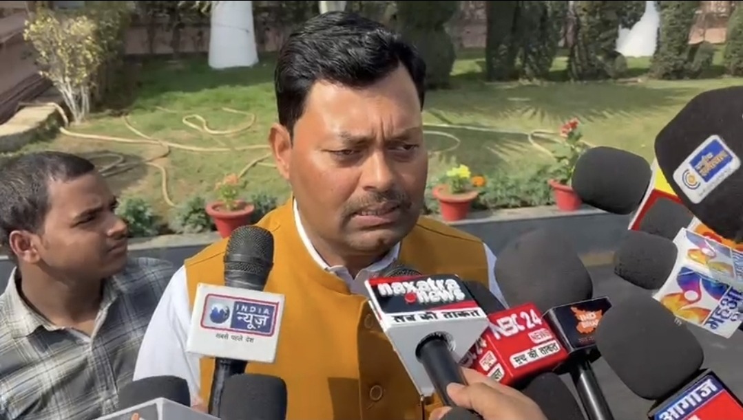 तमिलनाडु मंत्री के बयान पर बिहार में सियासत गरम: लखेंद्र पासवान का पलटवार— “बिहारी स्वाभिमान से समझौता नहीं करता”