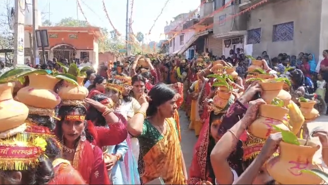 भागलपुर में शिवभक्ति की बहार: सुरखीकल से निकली भव्य कलश शोभा यात्रा; ‘हर-हर महादेव’ के जयघोष से गूंजा शहर