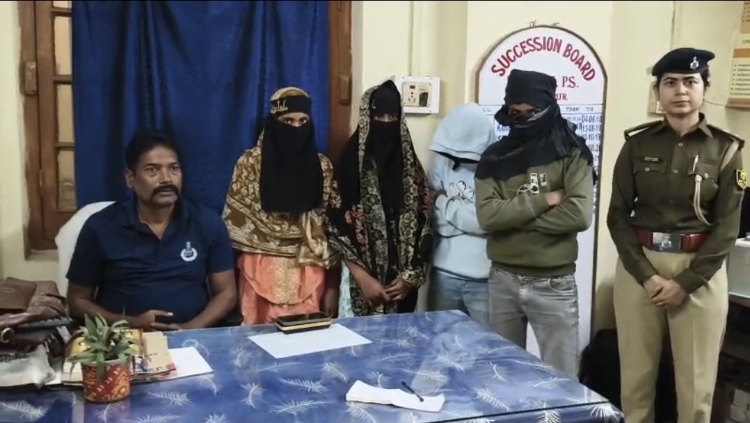 जमालपुर रेल पुलिस का बड़ा एक्शन: साहिबगंज से अपहृत 3 नाबालिगों को ट्रेन से किया रेस्क्यू; एस्कॉर्ट टीम को मिलेगा इनाम