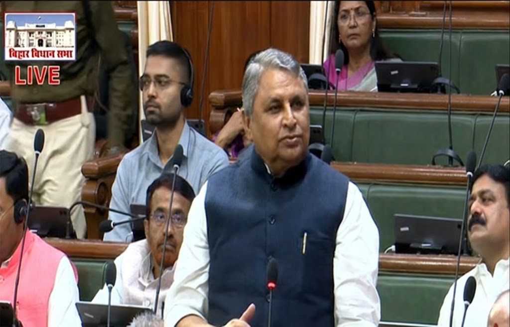 “बिहार विधानसभा में जोरदार चर्चा: EWS छात्रों के लिए सरकारी नौकरियों और प्रतियोगी परीक्षाओं में आयु सीमा में छूट देने की मांग”