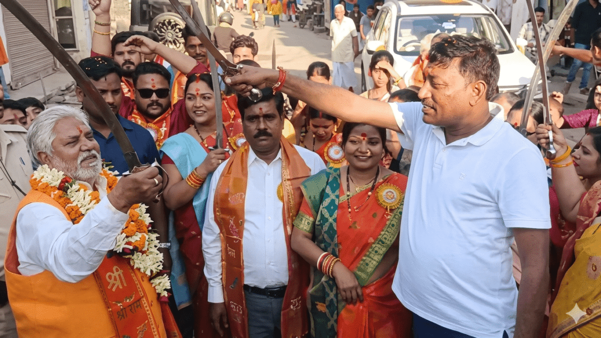 गया में रामनवमी पर भक्ति और उत्साह का अद्भुत संगम, शहर रंगा भगवा 1 गया में रामनवमी पर भक्ति और उत्साह का अद्भुत संगम, शहर रंगा भगवा