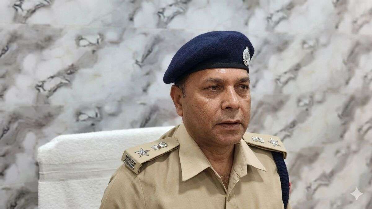 बगहा में पुलिस महकमे में बड़ा फेरबदल, 24 घंटे में जॉइनिंग का आदेश 1 बगहा में पुलिस महकमे में बड़ा फेरबदल, 24 घंटे में जॉइनिंग का आदेश