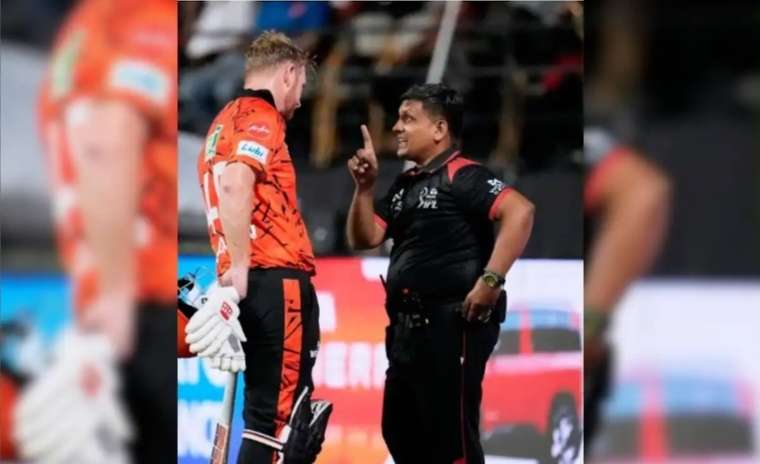 कैच या छक्का? हेनरिक क्लासेन के विवादित आउट पर मचा बवाल, अंपायरिंग पर उठे सवाल 1 कैच या छक्का? हेनरिक क्लासेन के विवादित आउट पर मचा बवाल, अंपायरिंग पर उठे सवाल
