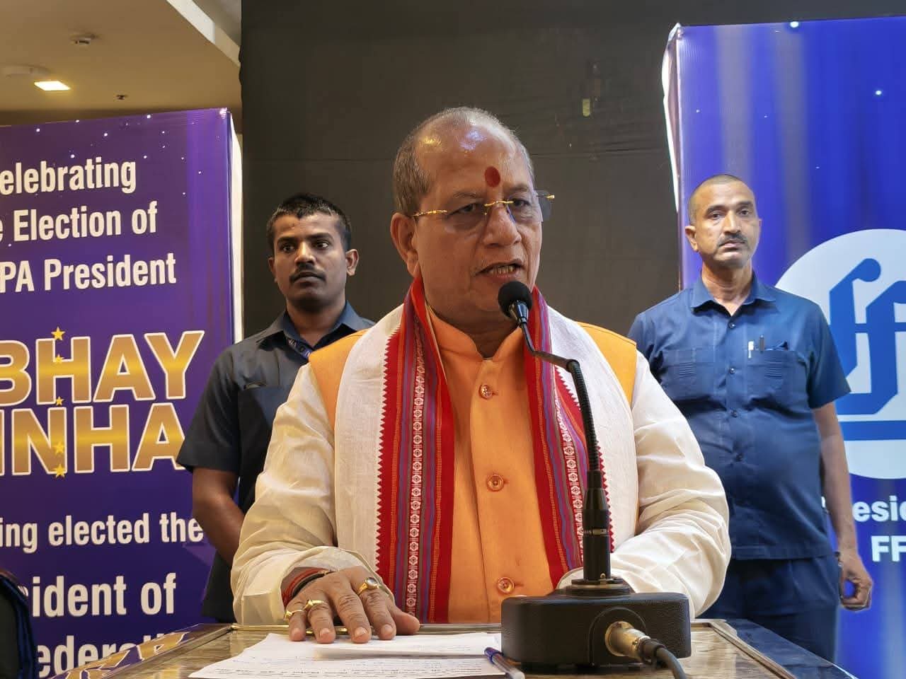 सीओ हड़ताल पर सरकार सख्त: हाईलेवल जांच के आदेश, ट्रेनी राजस्व अधिकारियों की बर्खास्तगी की तैयारी 1 सीओ हड़ताल पर सरकार सख्त: हाईलेवल जांच के आदेश, ट्रेनी राजस्व अधिकारियों की बर्खास्तगी की तैयारी
