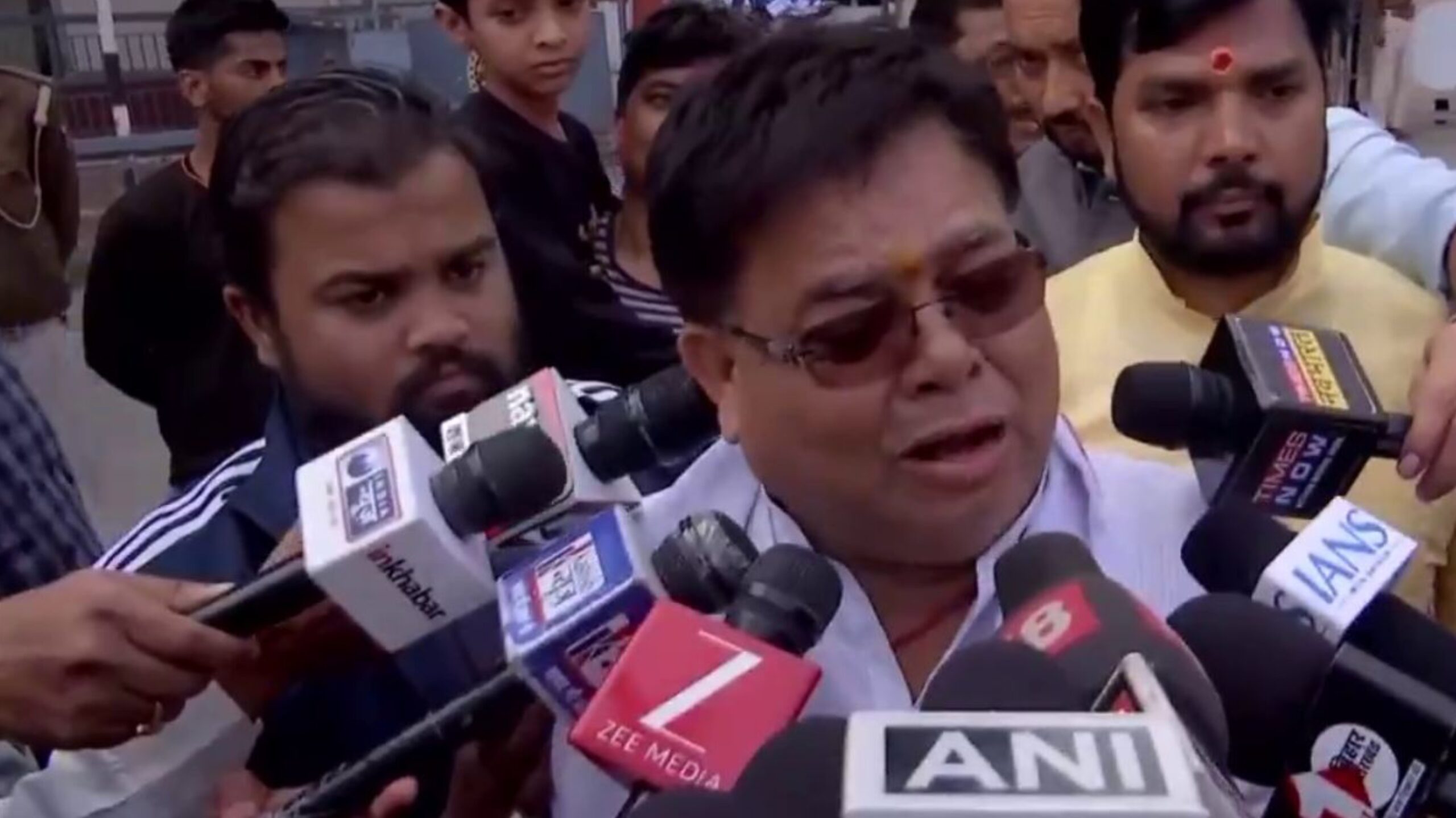 JDU कार्यकर्ताओं का बड़ा बयान: “निशांत को राज्यसभा भेजो, नीतीश कुमार को बिहार में रहने दो”