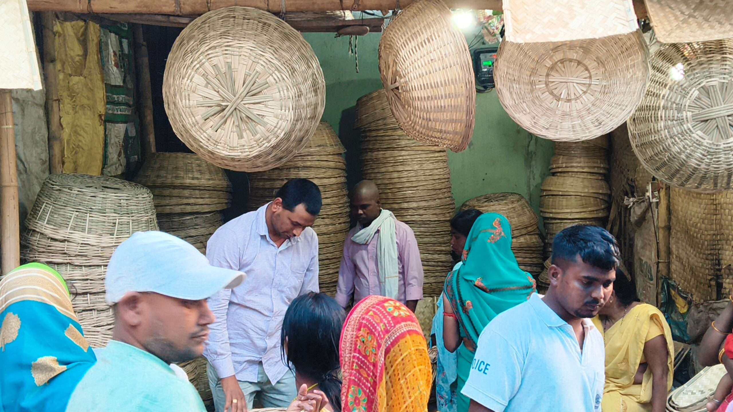 खरना आज: चैती छठ के दूसरे दिन बांस के सूप-दउरा की बढ़ी मांग, परंपरा और प्रकृति का अनोखा संगम