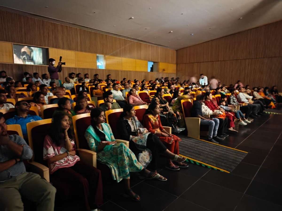 बिहार दिवस पर ‘चिड़िया’ की ऊंची उड़ान! अंतरराष्ट्रीय पुरस्कार विजेता फिल्म ने जीता दिल; गांधी मैदान में पहुंचे ‘संस्कृति के मुरीद’ आशीष विद्यार्थी