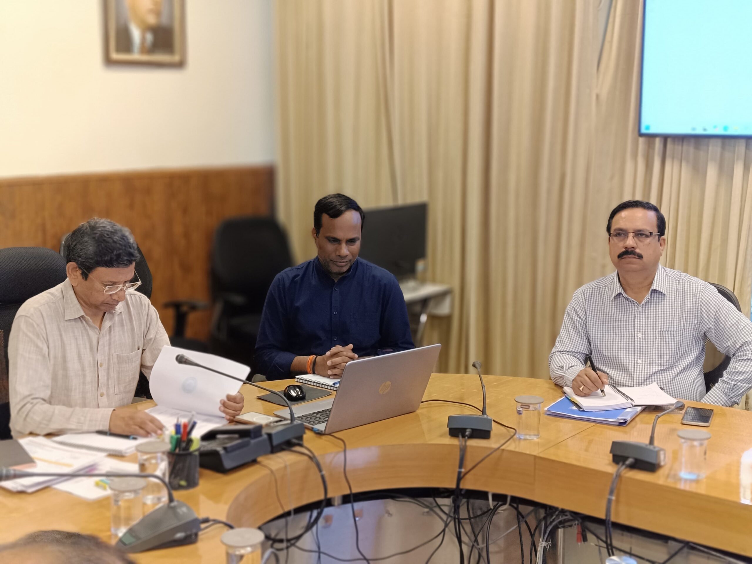 ‘नागरिक देवो भव’ के मंत्र के साथ मालदा मंडल ने लिया ‘सेवा संकल्प’; DRM बोले— “पारदर्शिता और तकनीक से बदलेगी रेलवे की सूरत”