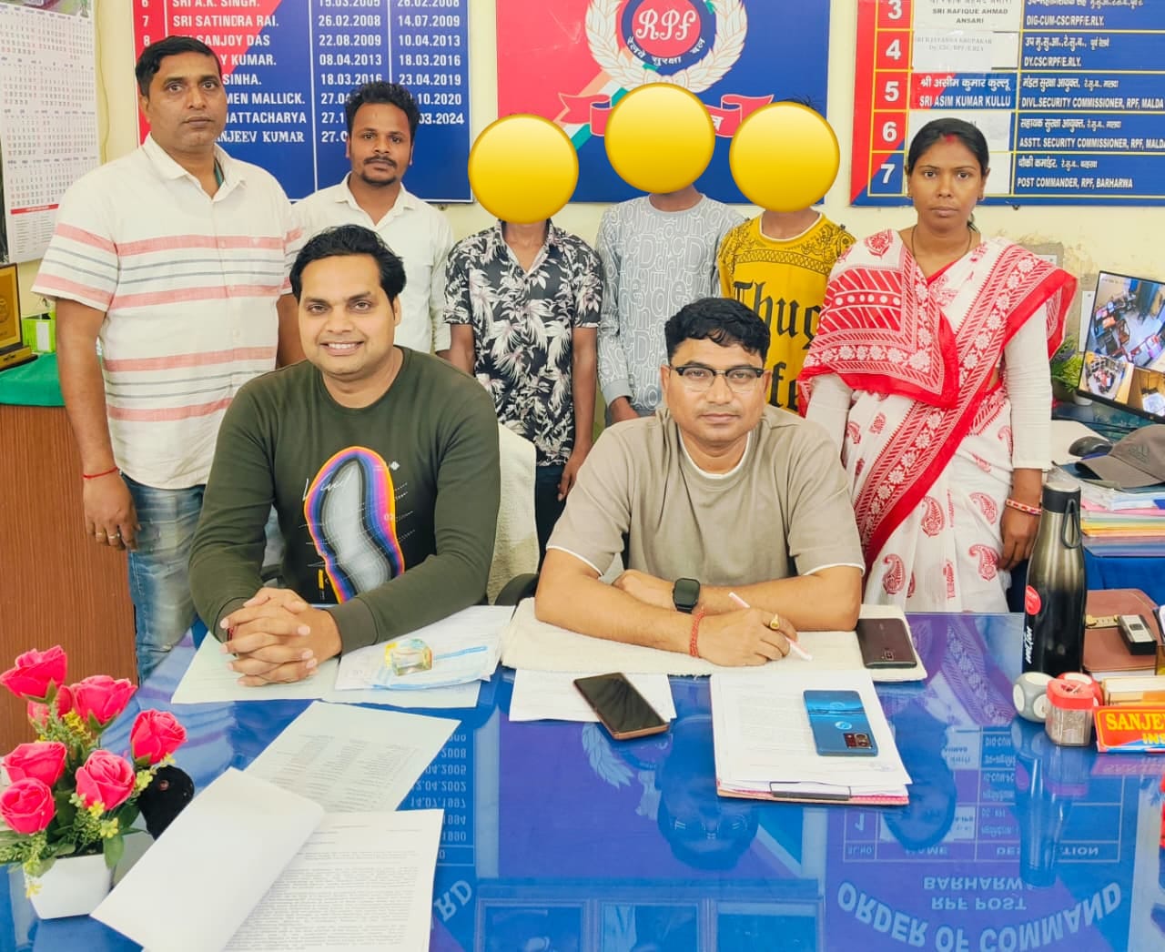 Operation Nanhe Farishte: रेलवे के ‘नन्हे फरिश्ते’! बरहरवा स्टेशन पर RPF की मुस्तैदी से बचे 3 मासूम; घर से भटके किशोरों को मिली नई जिंदगी