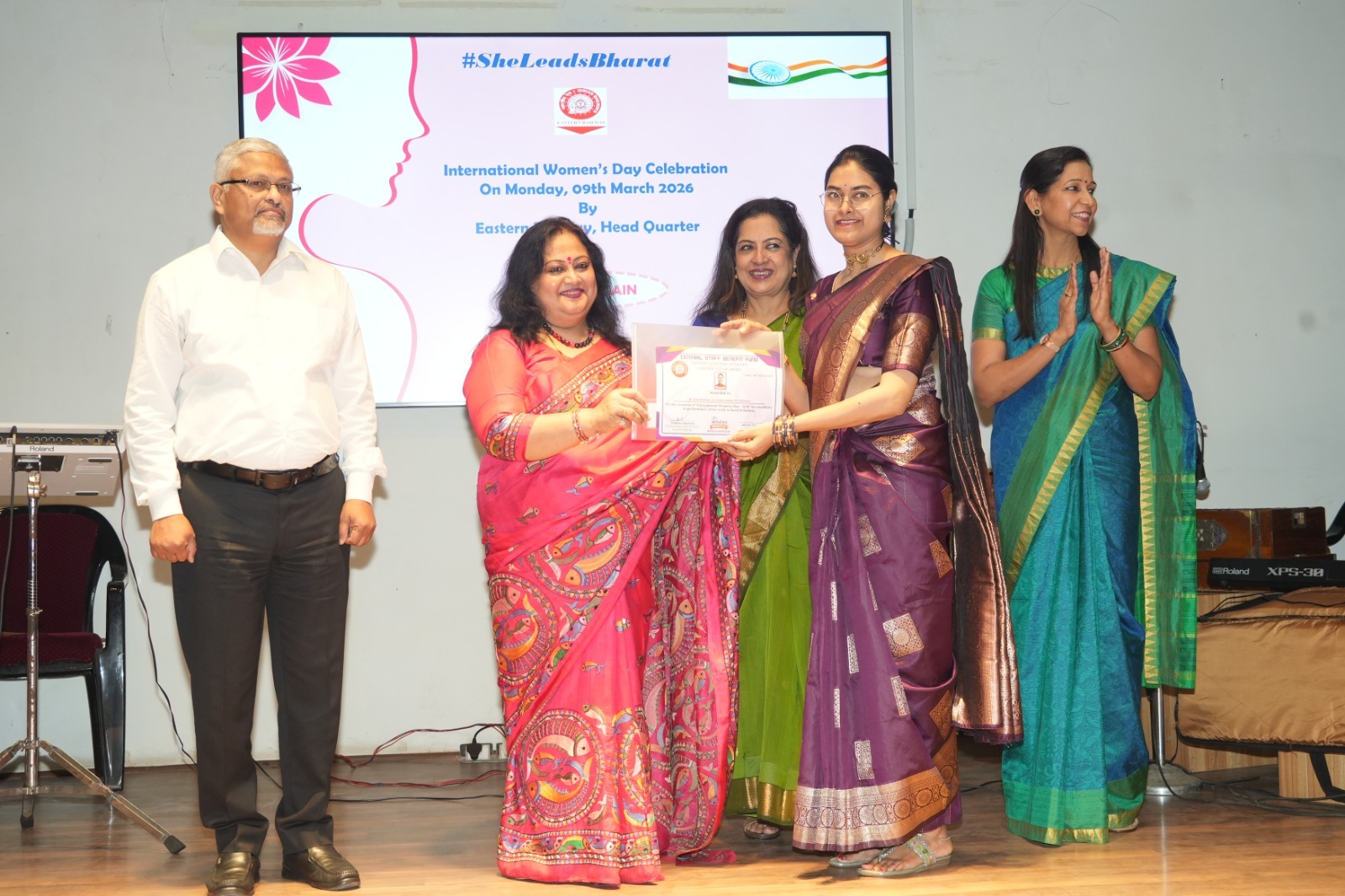 पटरियों पर ‘नारी शक्ति’ की हुंकार! पूर्व रेलवे ने 31 वीरांगनाओं को किया सम्मानित; RPF जवान की बेटी बनी ‘UPSC स्टार’