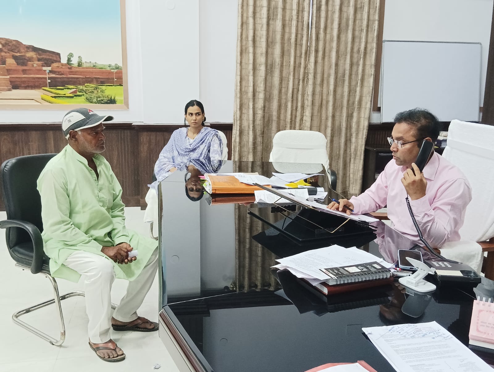 ‘सात निश्चय-3’ का असर! DM ने सुनी 30 फरियादें; पेंशन से लेकर जमीन विवाद तक, भागलपुर में अब ‘सबका सम्मान- जीवन आसान’