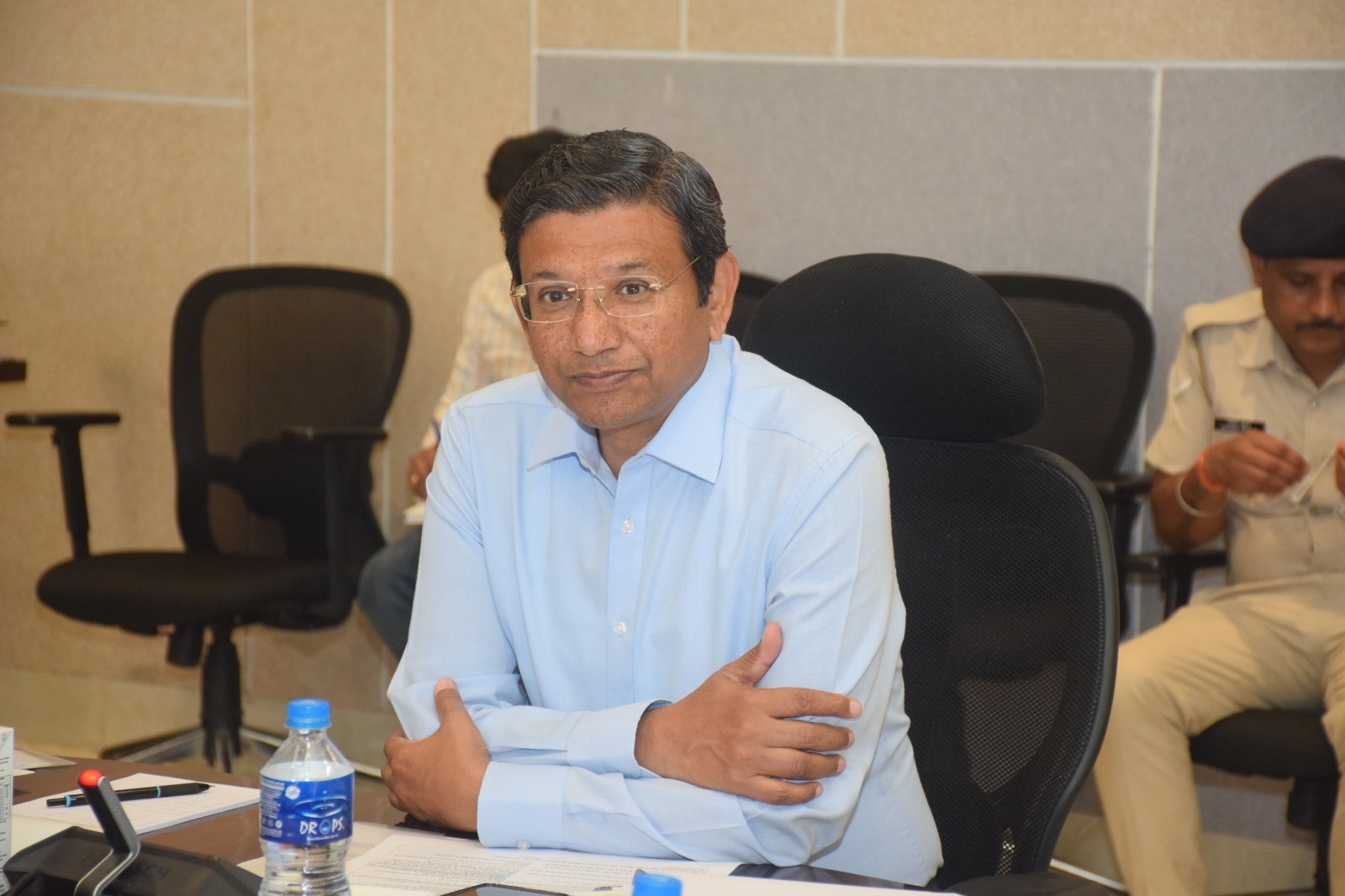 मालदा मंडल में ‘रेल-पार्लियामेंट’! 48वीं DRUCC बैठक में यात्री सुविधाओं पर मंथन; DRM मनीष कुमार ने दिया ‘RailOne’ ऐप का मंत्र