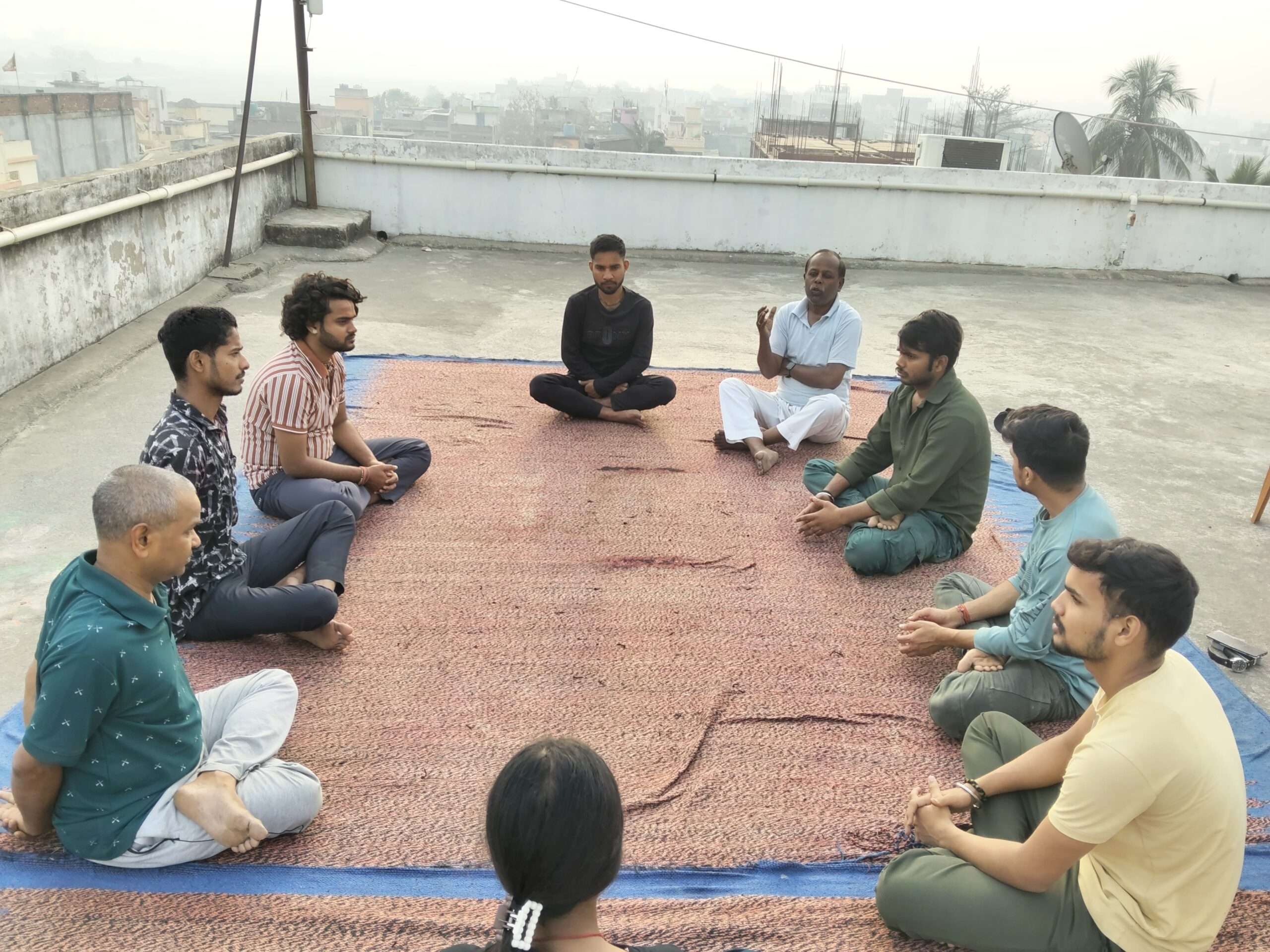 भागलपुर में ‘एकाग्रता की शक्ति’ का योग महोत्सव संपन्न! विवेकानंद केंद्र के 10 दिवसीय सत्र में विद्यार्थियों ने सीखी ध्यान की तकनीक