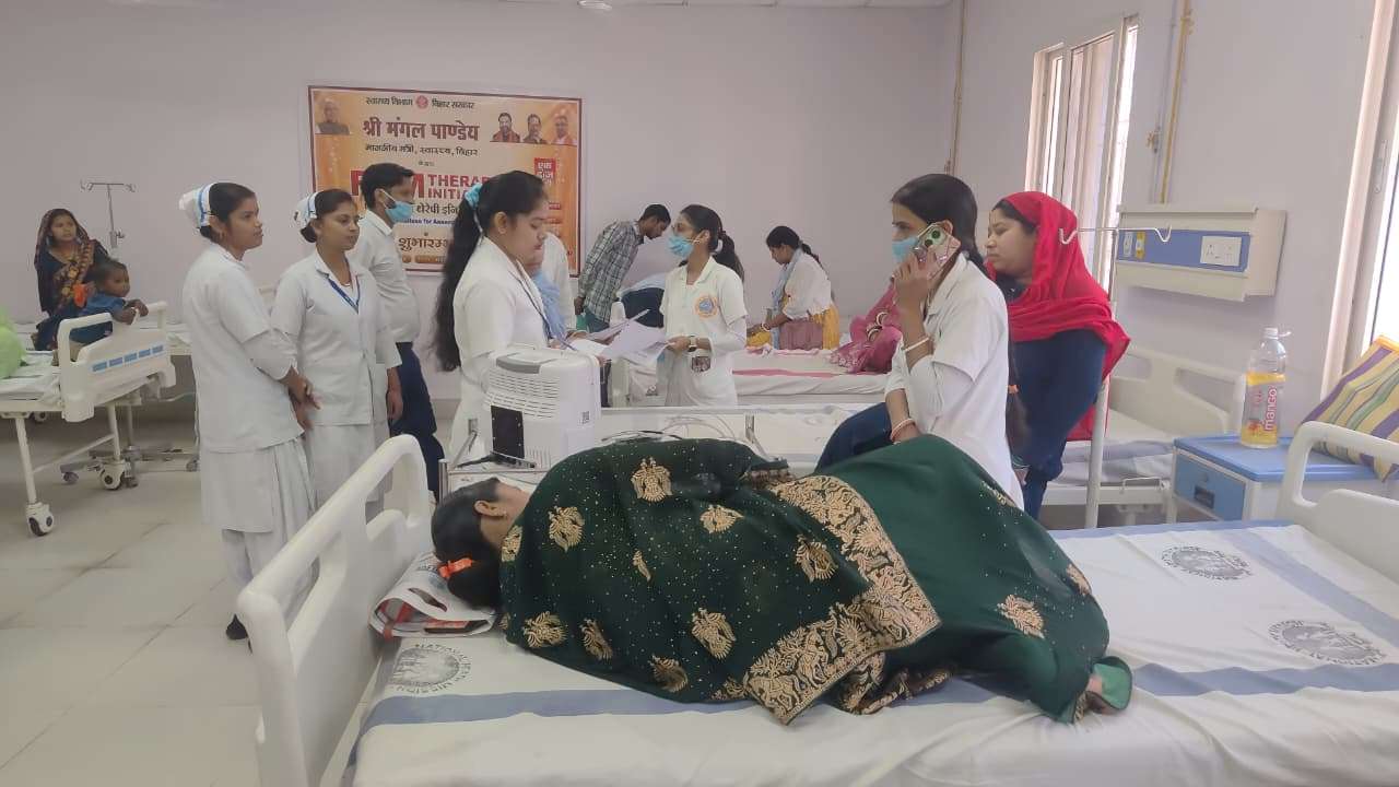 भागलपुर सदर अस्पताल में ‘एनीमिया’ के खिलाफ महा-जंग! स्वास्थ्य मंत्री मंगल पाण्डेय की ‘FCM थेरेपी’ लाई रंग; दर्जनों महिलाओं का सफल इलाज, अब सुधरेगा जच्चा-बच्चा का स्वास्थ्य
