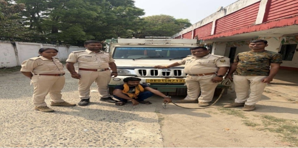 नवगछिया में नशे की ‘बड़ी डील’ फेल! ₹12.67 लाख का कोडिन कफ सिरफ जब्त; पटना का तस्कर गिरफ्तार