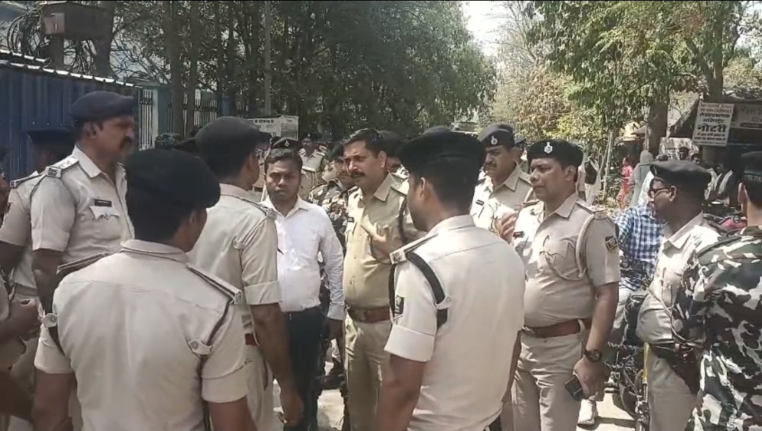 जहानाबाद सिविल कोर्ट को बम की धमकी ! ईमेल आते ही मची अफरातफरी; छावनी में तब्दील हुआ कोर्ट परिसर