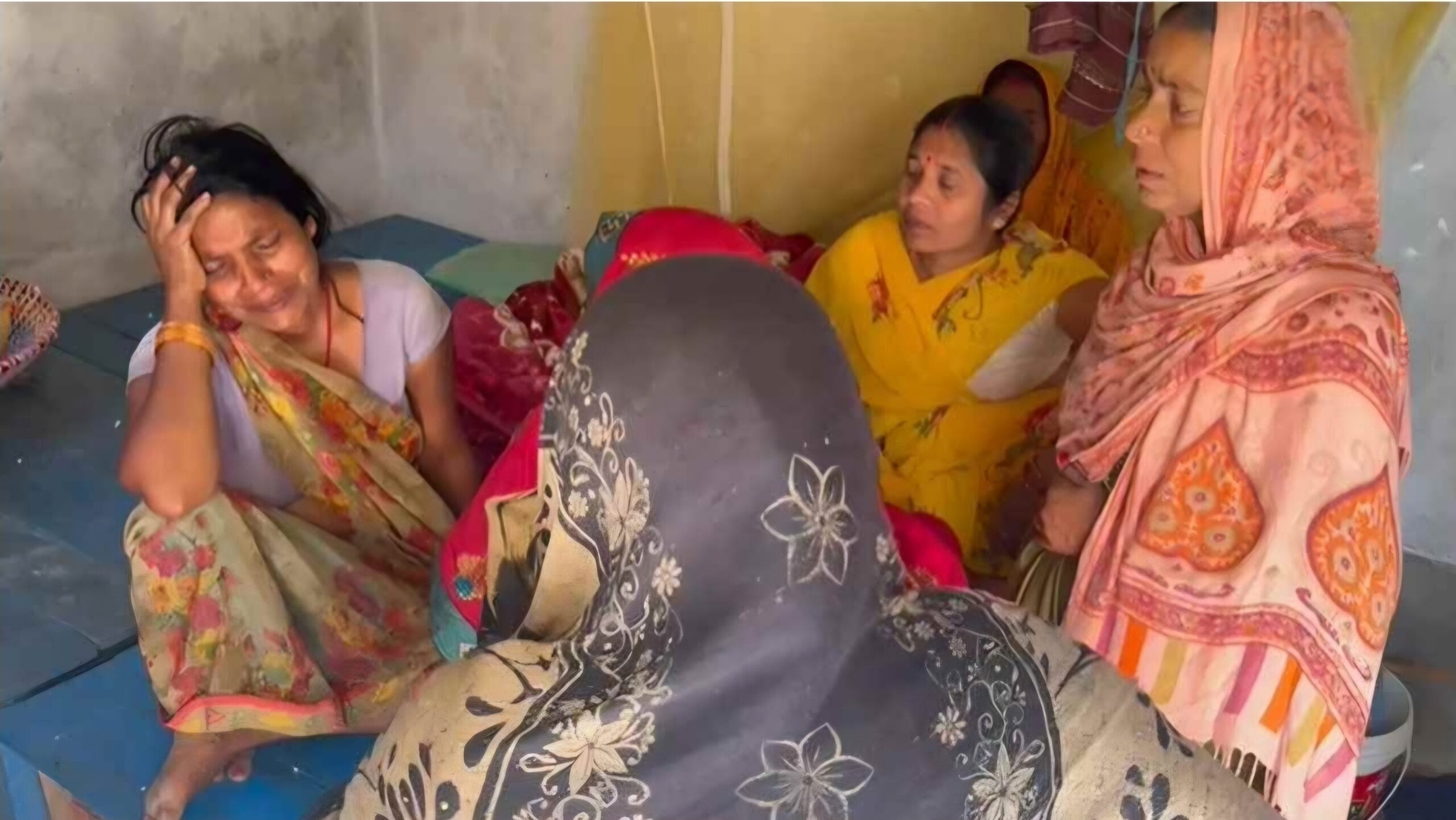 रोहतास में खौफनाक डकैती: 9 हथियारबंद बदमाशों ने घर में घुसकर परिवार को बनाया बंधक, कैश-गहने लूटकर फरार