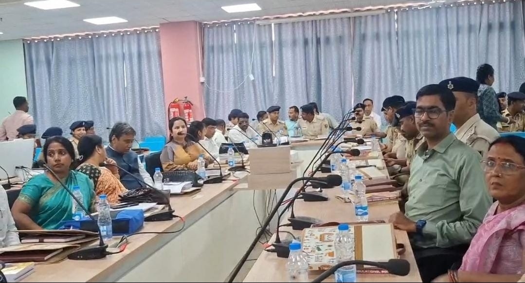 भागलपुर में बाल संरक्षण पर प्रमंडलीय गोष्ठी: अधिकारियों को संवेदनशीलता और समन्वय के दिए गए निर्देश