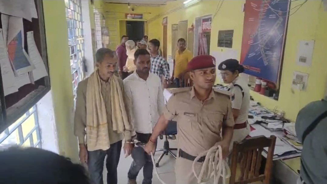 भागलपुर में ट्रेन लुटेरा गिरोह का भंडाफोड़: RPF–GRP की कार्रवाई में 1 करोड़ के जेवरात बरामद, दो आरोपी गिरफ्तार