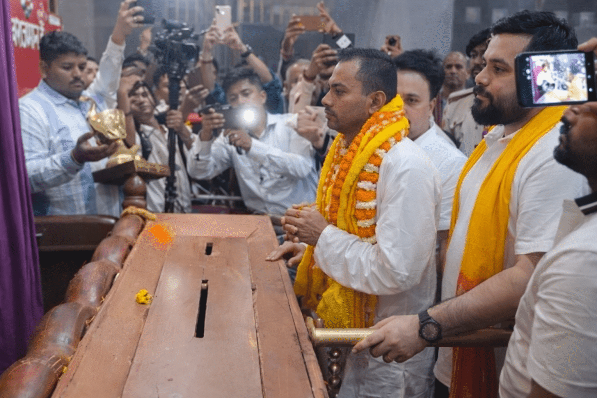 जदयू जॉइन करने के बाद सबसे पहले महावीर मंदिर पहुंचे निशांत कुमार, हनुमान जी की पूजा कर लिया आशीर्वाद 1 जदयू जॉइन करने के बाद सबसे पहले महावीर मंदिर पहुंचे निशांत कुमार, हनुमान जी की पूजा कर लिया आशीर्वाद