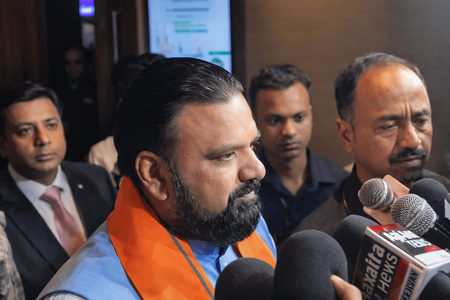 आदिवासी बेटी का अपमान नहीं सहेगा बंगाल!”—सम्राट चौधरी का ममता बनर्जी पर तीखा प्रहार; बिहार में 1 करोड़ नौकरी का ‘ब्लूप्रिंट’ तैयार