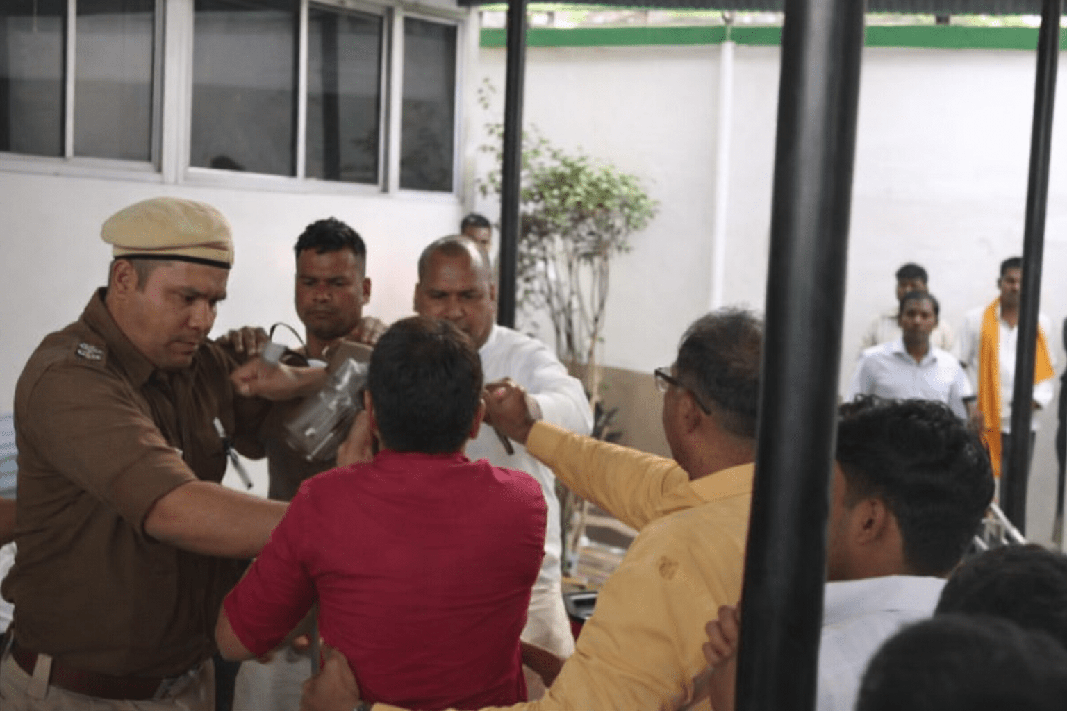 file 00000000b0bc720bb415b526b24fe33a