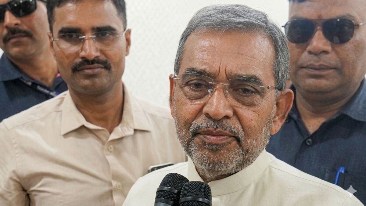 सासाराम से बड़ा सियासी बयान: उपेंद्र कुशवाहा ने पीएम मोदी की सराहना की 1 सासाराम से बड़ा सियासी बयान: उपेंद्र कुशवाहा ने पीएम मोदी की सराहना की