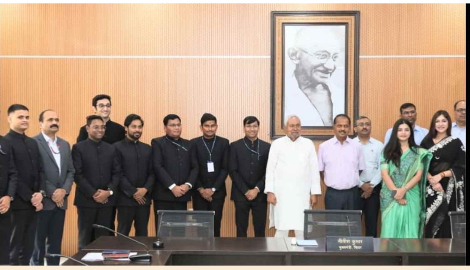 नीतीश सरकार का बड़ा फैसला: 2025 बैच के 11 ट्रेनी IAS अफसरों को जिलों में तैनाती, सहायक समाहर्ता बनाए गए