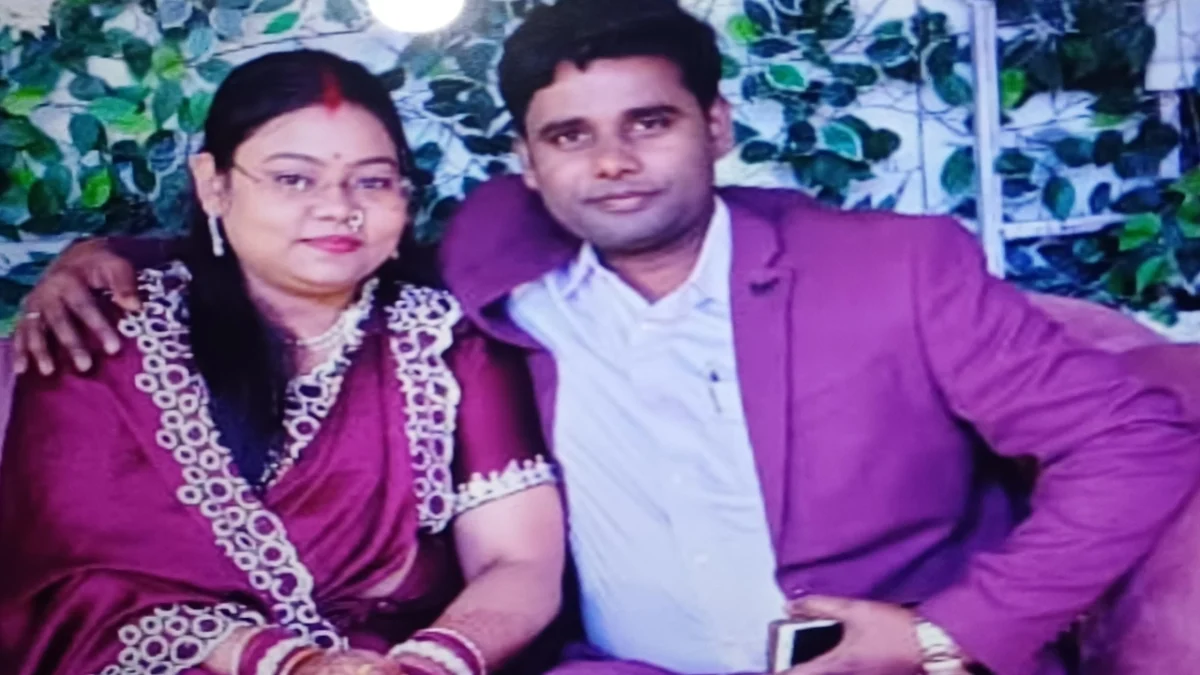 जमालपुर में खौफनाक वारदात: विधायक की भतीजी और दारोगा की पत्नी ने सर्विस रिवॉल्वर से खुद को मारी गोली 1 जमालपुर में खौफनाक वारदात: विधायक की भतीजी और दारोगा की पत्नी ने सर्विस रिवॉल्वर से खुद को मारी गोली