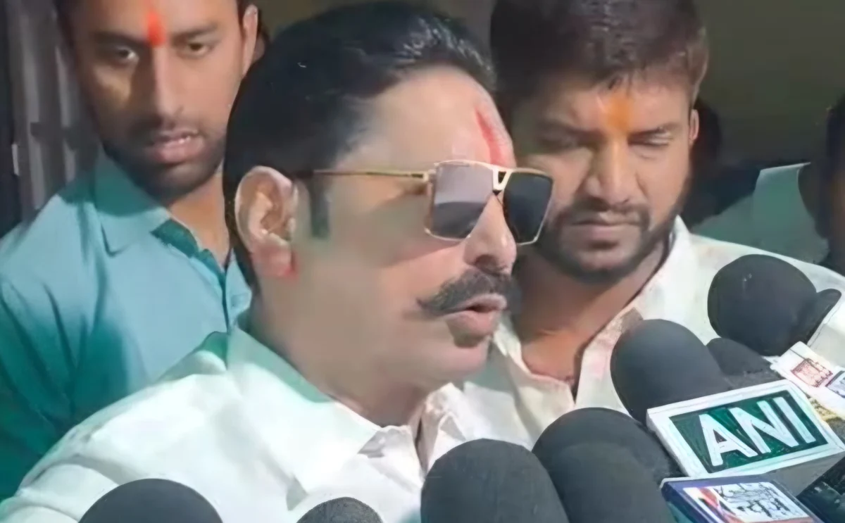 नीतीश ही 'मालिक' हैं, जिसको चाहेंगे वही बनेगा: अनंत सिंह 1 नीतीश ही 'मालिक' हैं, जिसको चाहेंगे वही बनेगा: अनंत सिंह
