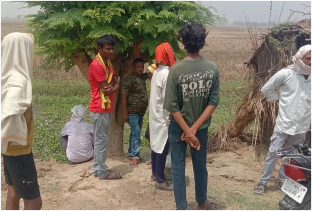 बिहार में बेटी के ससुराल आए पिता की संदिग्ध मौत, नहर में तैरता मिला शव 1 बिहार में बेटी के ससुराल आए पिता की संदिग्ध मौत, नहर में तैरता मिला शव