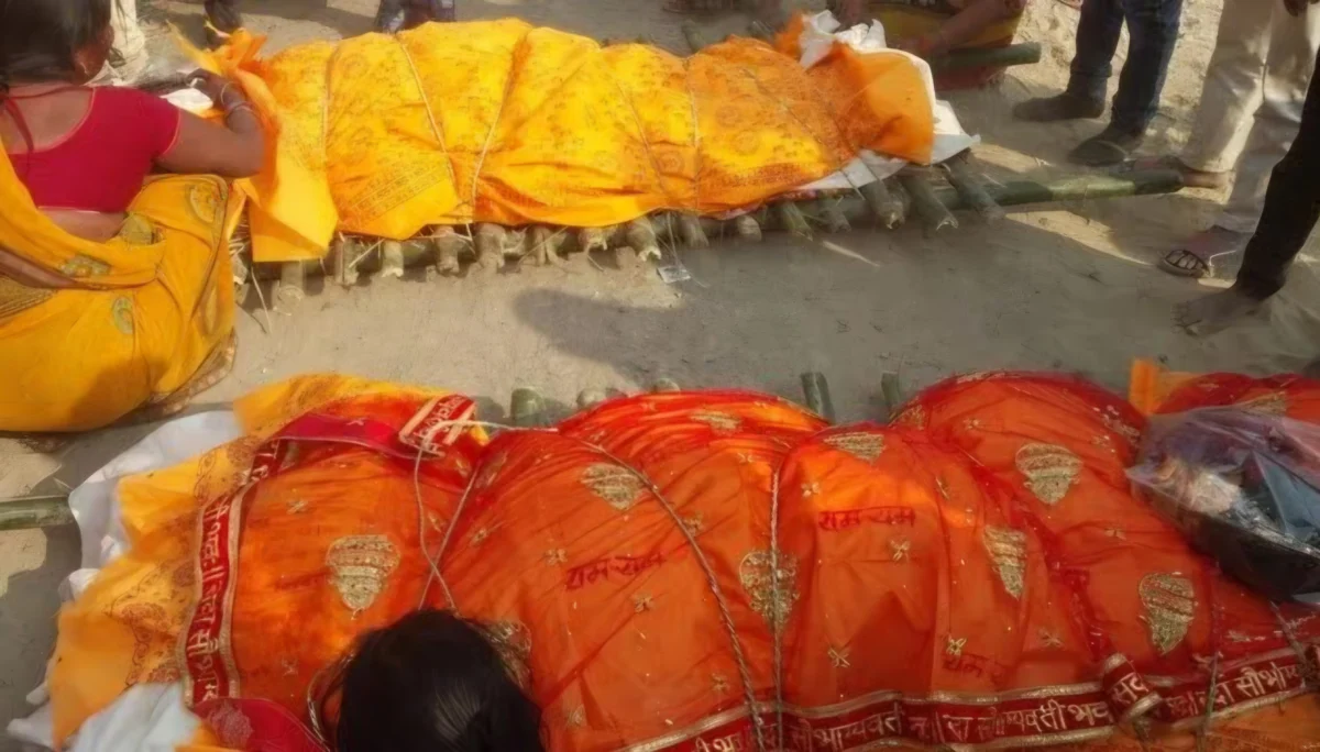 मुजफ्फरपुर में 'कुरुक्षेत्र' सी त्रासदी: भाइयों के अहंकार की वेदी पर चढ़ा मूकबधिर भाई, जवान बेटे का शव देख मां ने भी तोड़ा दम; एक साथ उठी दो अर्थियां, रो पड़ा पूरा गांव