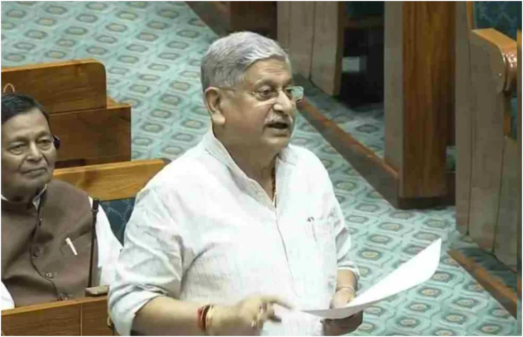 महिला आरक्षण बिल पर ललन सिंह का विपक्ष पर हमला, संसद में दी सख्त चेतावनी 1 महिला आरक्षण बिल पर ललन सिंह का विपक्ष पर हमला, संसद में दी सख्त चेतावनी