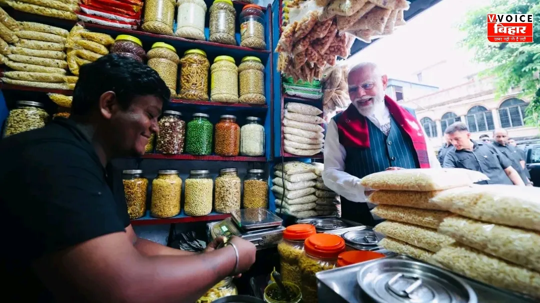 मोदी ने खाई झालमुड़ी, बिहार के विक्रम साव रातों-रात बने चर्चा का विषय