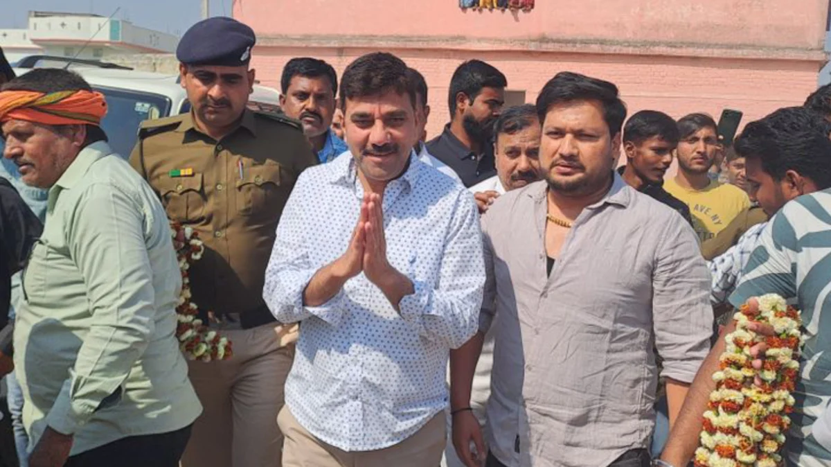 गोपालगंज: जदयू विधायक अमरेंद्र कुमार पांडेय और सीए को कोर्ट से मिली बड़ी राहत, गिरफ्तारी पर 7 मई तक रोक