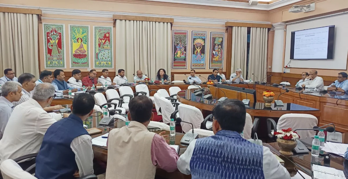 पीएनजी परियोजनाओं में सुस्ती पर मुख्य सचिव सख्त, कंपनियों को ‘मिशन मोड’ में काम करने का अल्टीमेटम