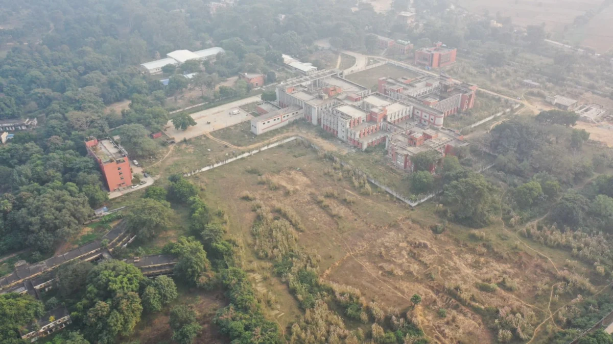 कोइलवर मानसिक स्वास्थ्य संस्थान में बनेगा ‘अर्बन फॉरेस्ट’, मियावाकी तकनीक से तैयार होगा घना मिनी जंगल 1 कोइलवर मानसिक स्वास्थ्य संस्थान में बनेगा ‘अर्बन फॉरेस्ट’, मियावाकी तकनीक से तैयार होगा घना मिनी जंगल