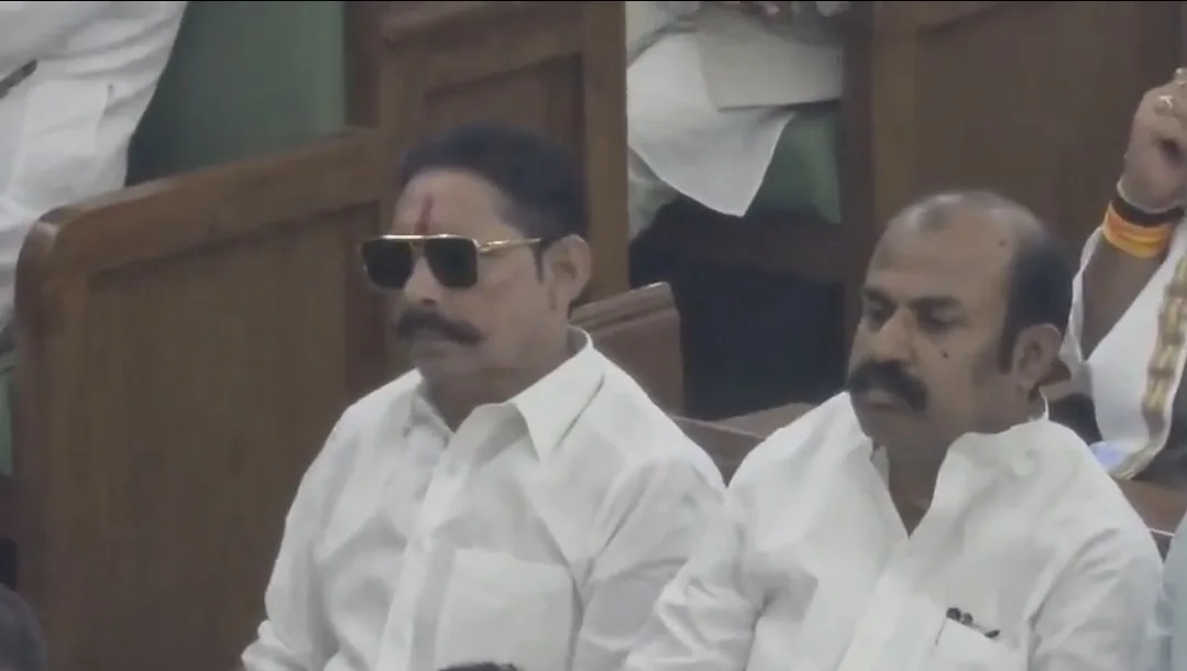 सम्राट चौधरी के CM बनते ही शराबबंदी पर सियासत तेज, अनंत सिंह ने उठाई बड़ी मांग 1 सम्राट चौधरी के CM बनते ही शराबबंदी पर सियासत तेज, अनंत सिंह ने उठाई बड़ी मांग