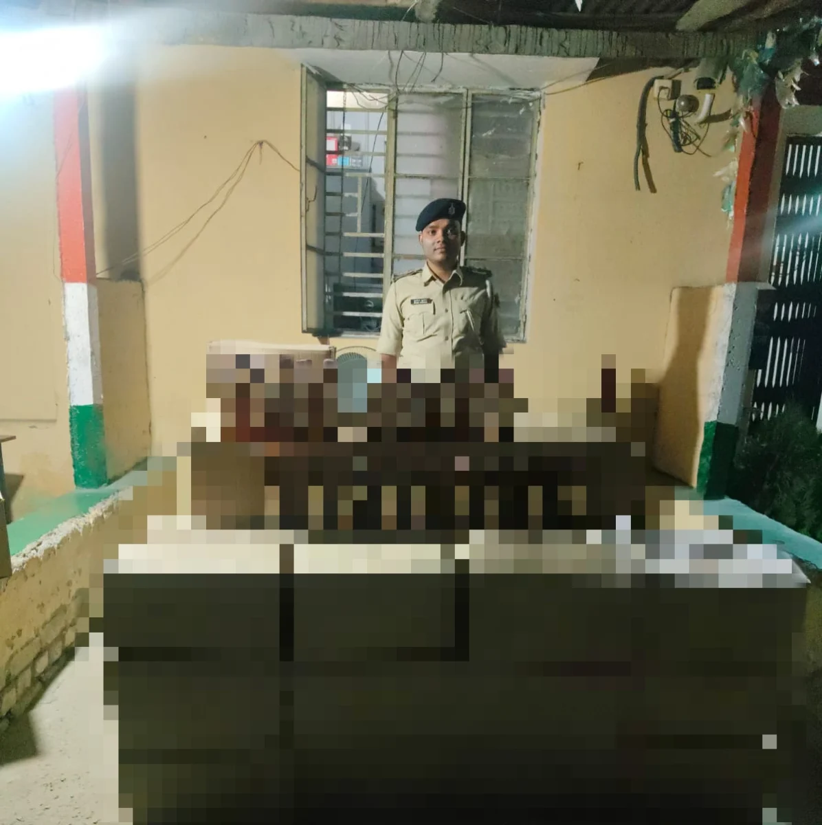 झारखंड से ‘जाम’ भेजने की बड़ी साजिश नाकाम: लोदीपुर पुलिस ने फोरलेन पर पकड़ी 324 लीटर विदेशी शराब, पिकअप जब्त