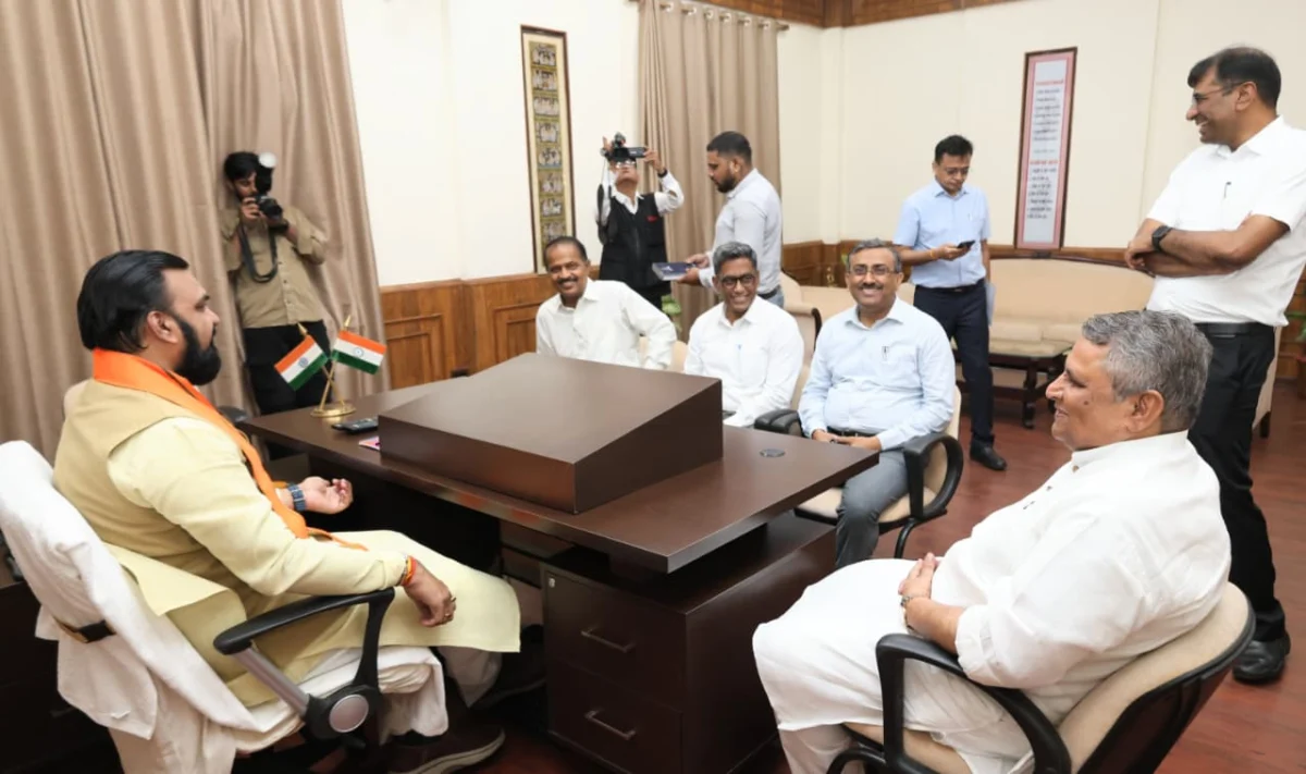 बिहार में ‘रिजल्ट’ वाली सरकार: मुख्यमंत्री सम्राट चौधरी का अधिकारियों को दो टूक—’जनता की समस्या पर चाहिए एक्शन, भ्रष्टाचार पर जीरो टॉलरेंस’