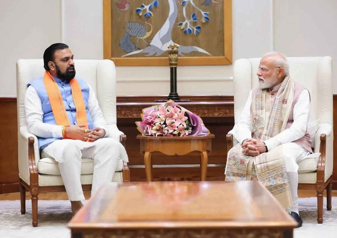 दिल्ली में 'सम्राट' का शक्ति-दर्शन: प्रधानमंत्री मोदी से मिले बिहार के मुख्यमंत्री; 'समृद्ध बिहार' के विजन पर मिला महामंत्र 1 दिल्ली में 'सम्राट' का शक्ति-दर्शन: प्रधानमंत्री मोदी से मिले बिहार के मुख्यमंत्री; 'समृद्ध बिहार' के विजन पर मिला महामंत्र