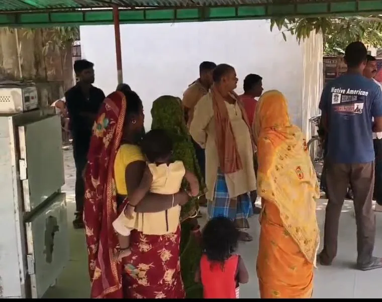 ​नवगछिया में हैवानियत की इंतहा: युवक की धारदार हथियार से निर्मम हत्या; पेट चीरा, शरीर पर दर्जनों घाव; लूट नहीं, रंजिश की बू