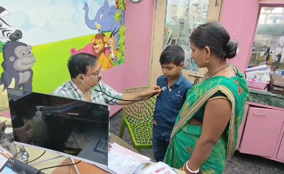 भीषण गर्मी का कहर: बच्चों को लू और डिहाइड्रेशन से बचाने के लिए डॉक्टर की अहम सलाह