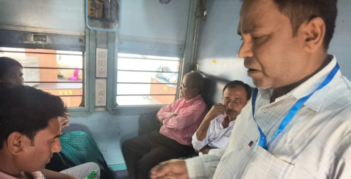 मालदा मंडल में स्वच्छता अभियान को मिली नई रफ्तार, भागलपुर और जमालपुर स्टेशनों पर चला विशेष जागरूकता अभियान 1 मालदा मंडल में स्वच्छता अभियान को मिली नई रफ्तार, भागलपुर और जमालपुर स्टेशनों पर चला विशेष जागरूकता अभियान