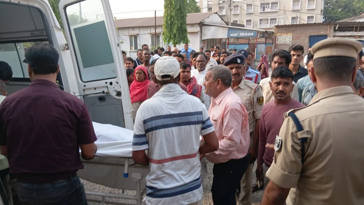 सुल्तानगंज नगर परिषद में खूनी तांडव: विज्ञापन डाक के बाद अपराधियों ने चैंबर में घुसकर बरसाईं गोलियां; कार्यपालक पदाधिकारी की मौत, सभापति गंभीर