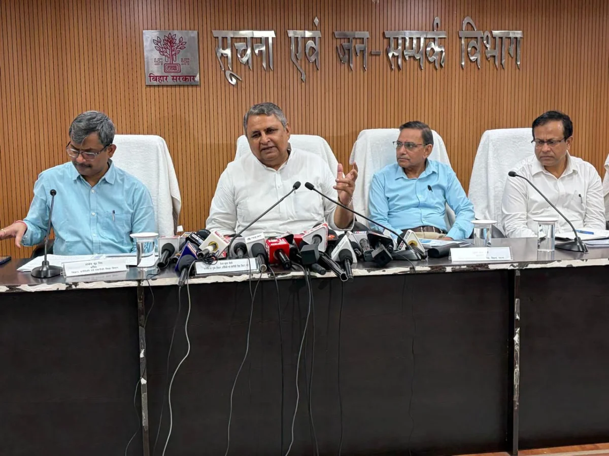शिक्षा के लिए 'पलायन' का दौर खत्म: बिहार बना तकनीकी शिक्षा का गढ़, ₹10 में बीटेक और ₹5 में पॉलिटेक्निक; उपमुख्यमंत्री विजय चौधरी का बड़ा ऐलान