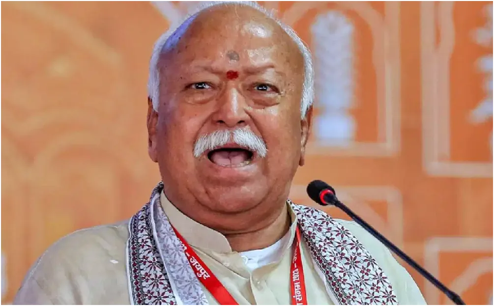 वृंदावन में मोहन भागवत का बड़ा बयान: ‘भारत दुनिया की आत्मा, गौभक्त बनते ही रुक जाएगी गौहत्या’